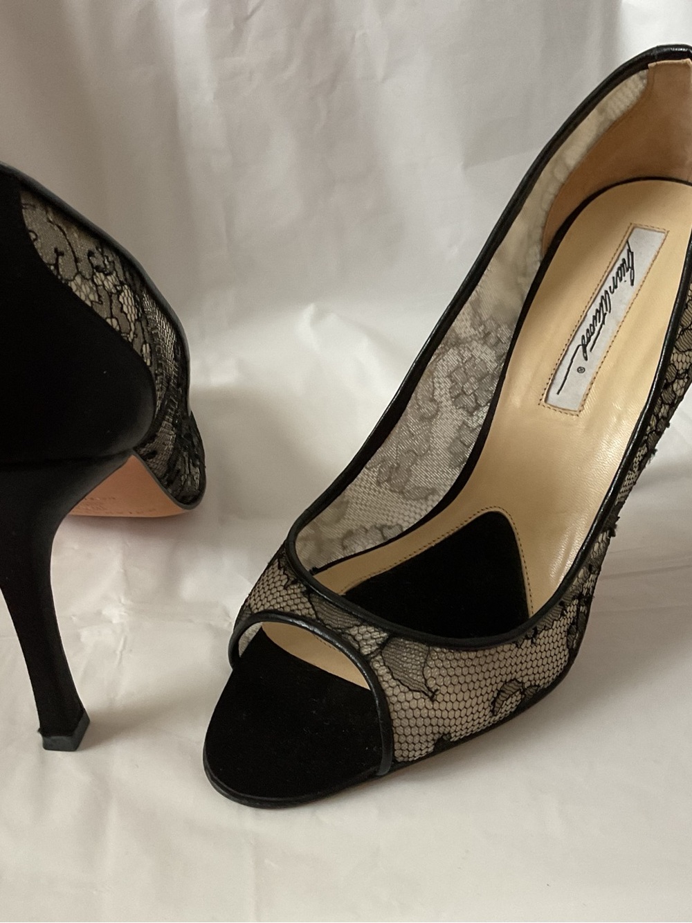 BRIAN ATWOOD BLACK SATIN LACE PEEP TOE PUMPS HEELS 38 NEW